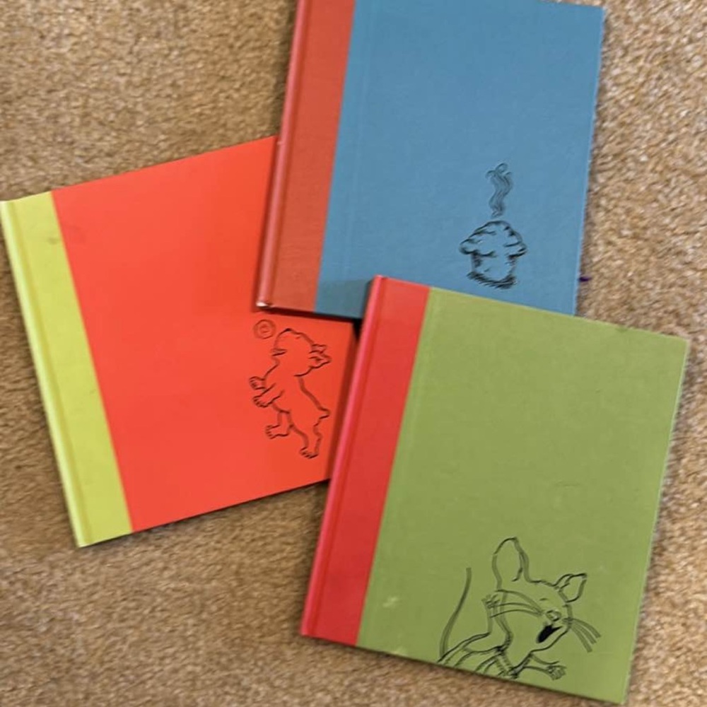 3 Give a Mouse a cookie series books